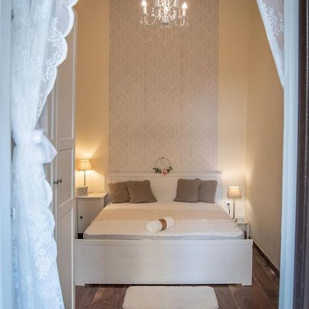 Broadway City Center, Fully Equipped, 4 Person Budapest Exterior foto