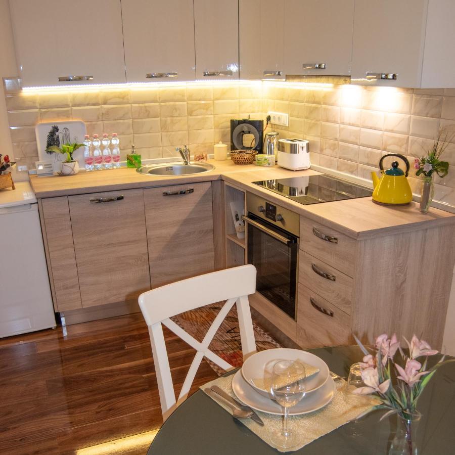 Broadway City Center, Fully Equipped, 4 Person Budapest Exterior foto